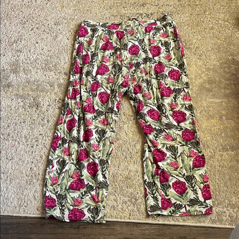 Cropped floral pajama pants - Picture 3 of 3